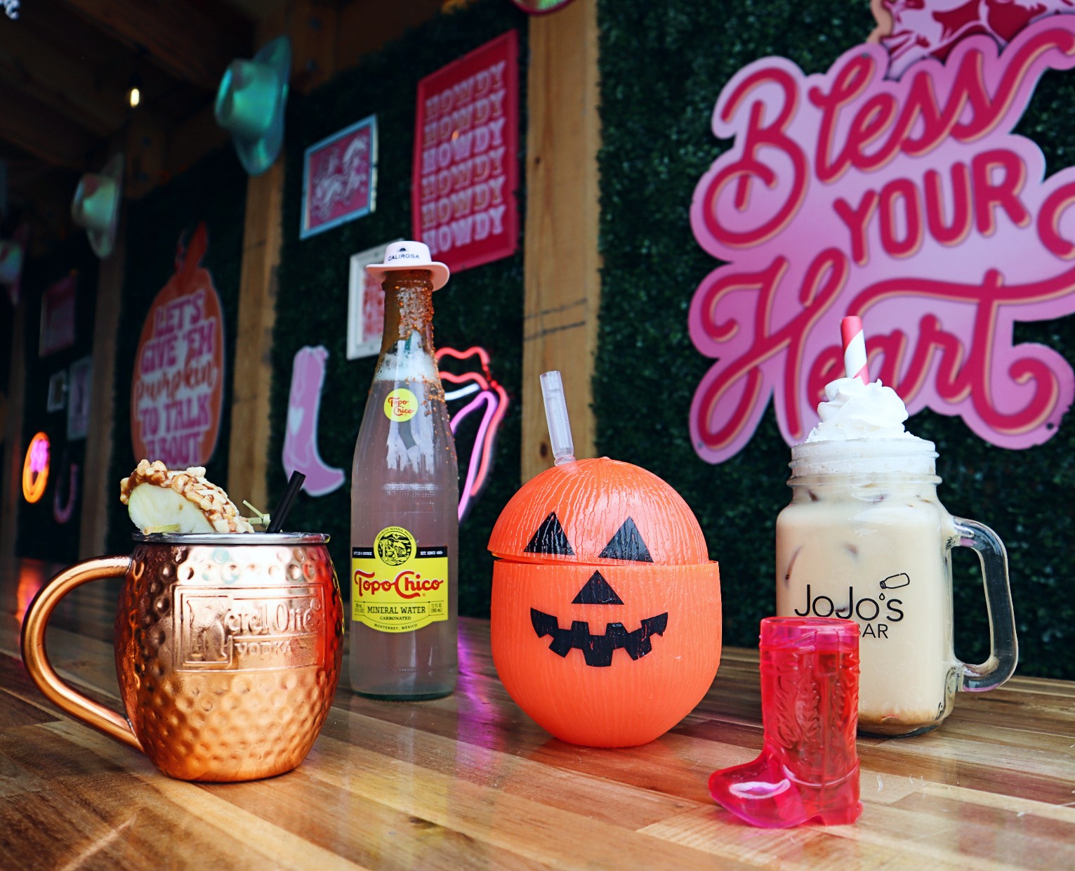 Fall drinks at JoJo’s Shakebar